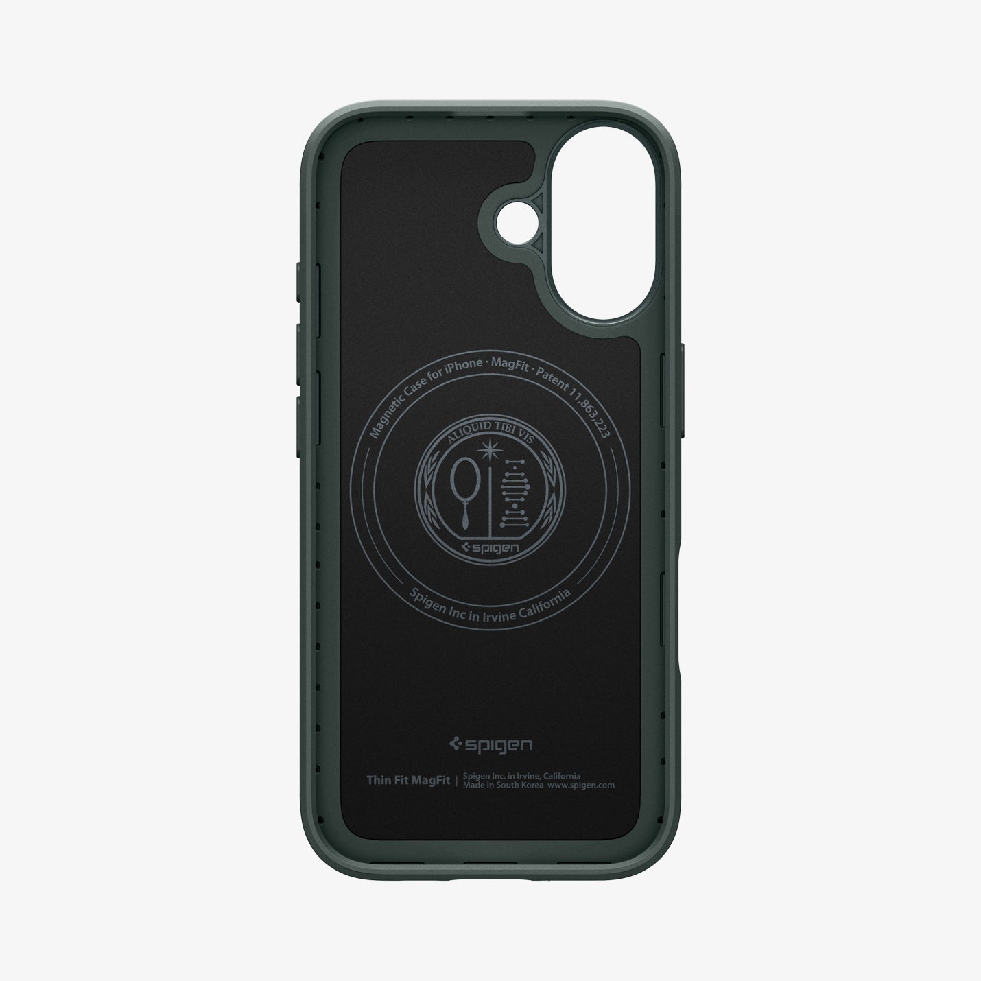 ACS09970 - iPhone 17 Thin Fit (MagFit) in Abyss Green showing the inner case