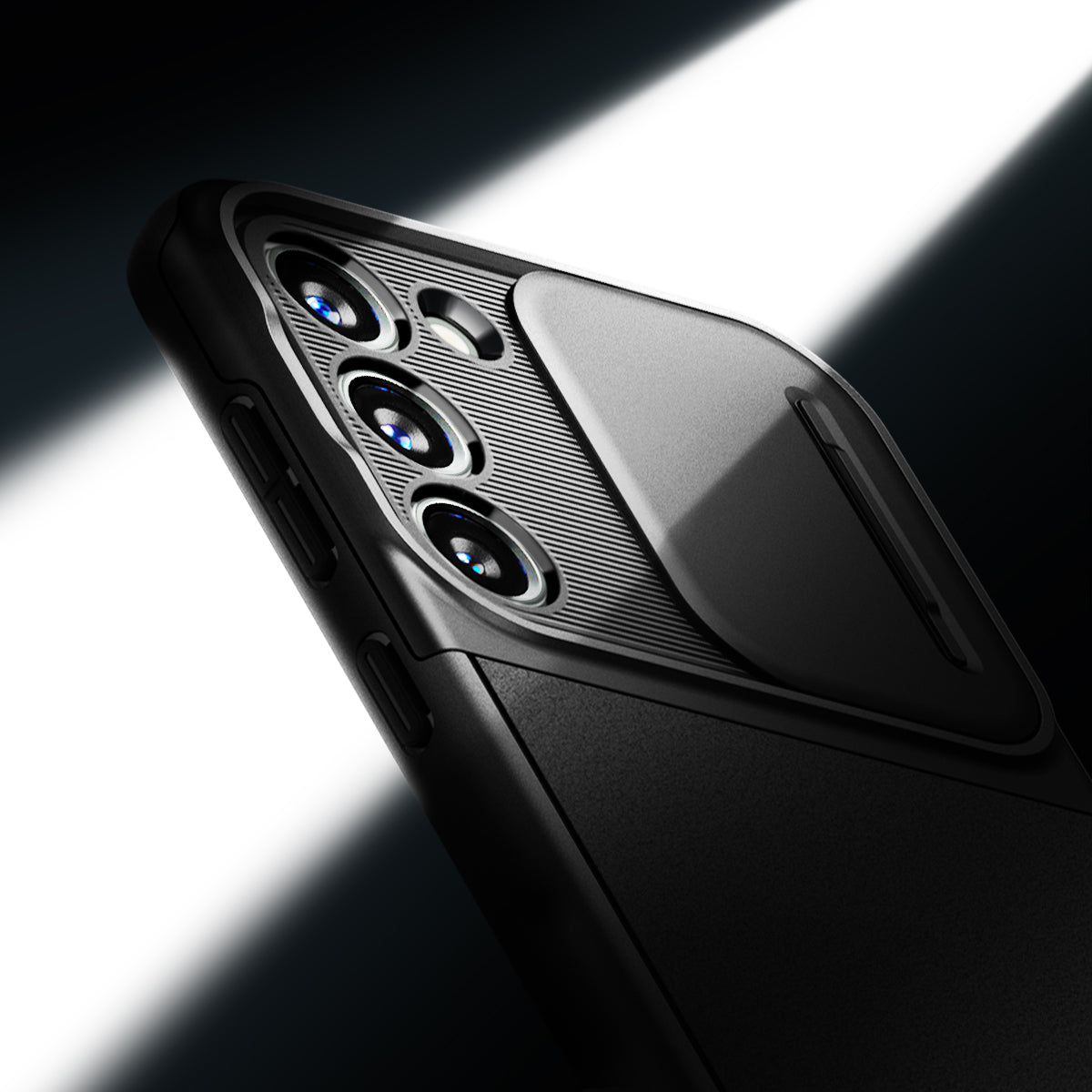 ACS05687 - Galaxy S23 Plus Case Optik Armor in black showing shine in the camera.