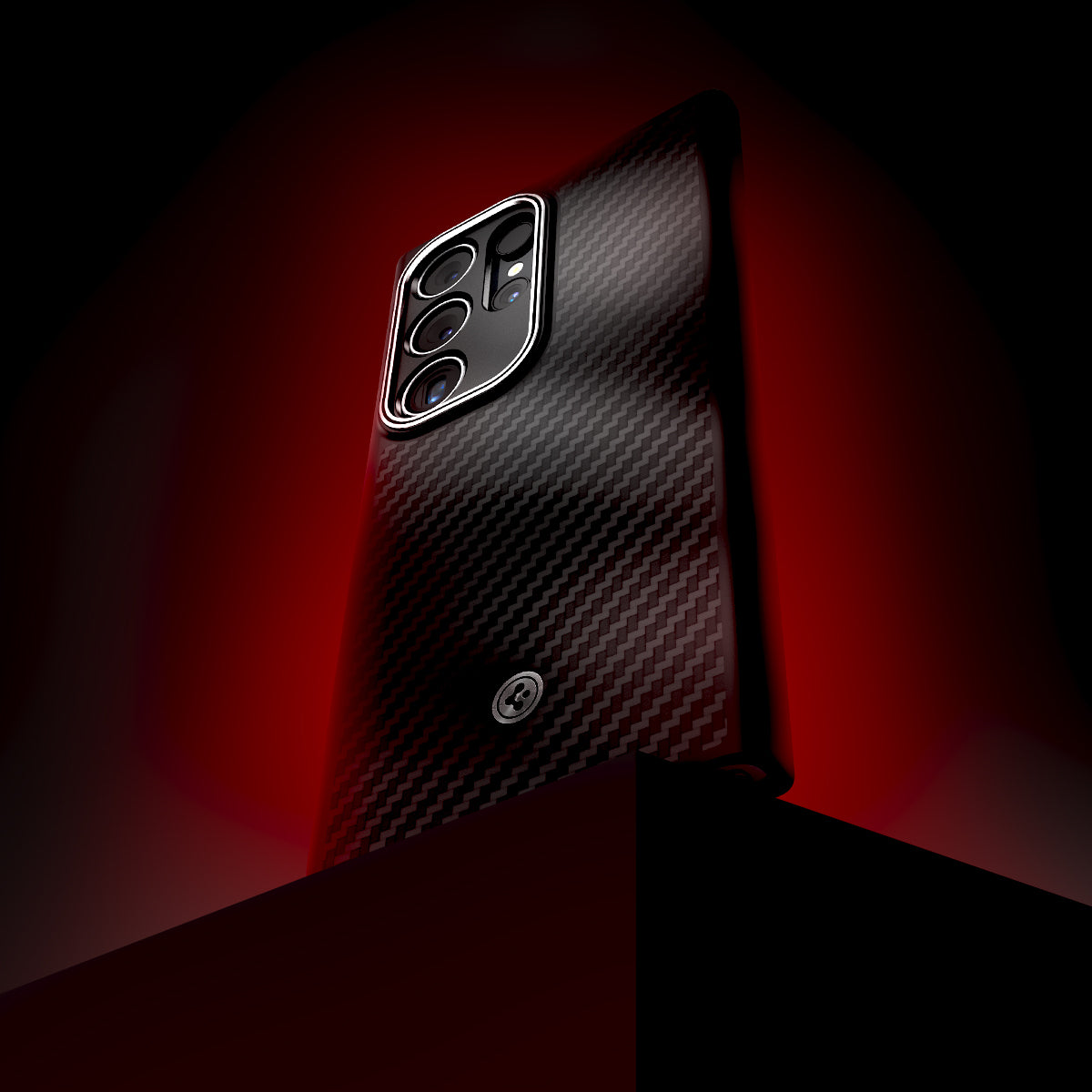 ACS07289 - Galaxy S24 Ultra Case Enzo Aramid in Matte Black showing the back and partial side