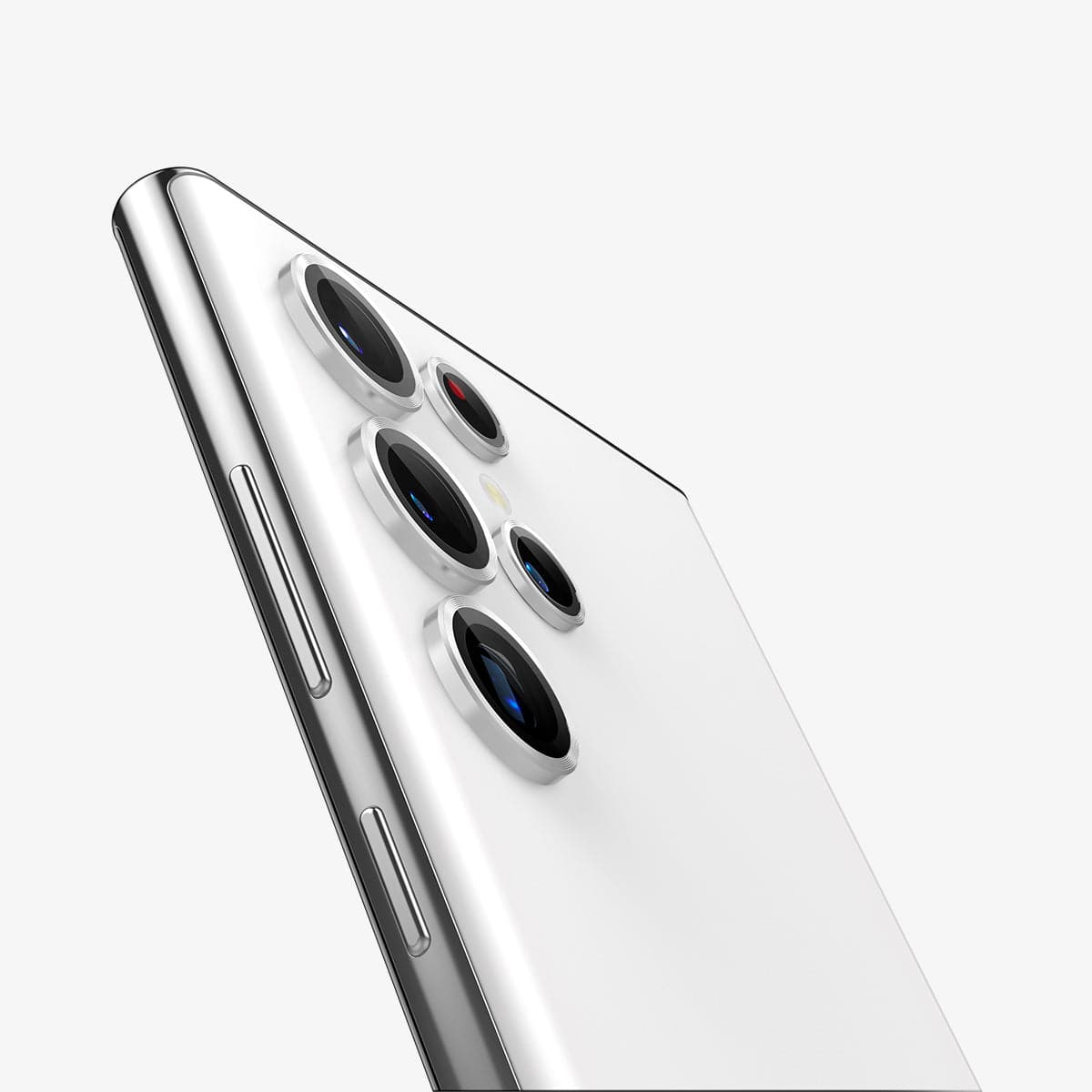 AGL04753 - Galaxy S22 Ultra EZ Fit Optik Pro Lens Protector Glass.tR in phantom white showing the optik pro lens protector installed on device