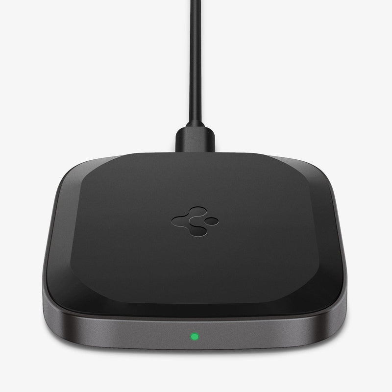ACH02578 - ArcField™ 15W Max Wireless Charger PF2004 in black showing the top and front