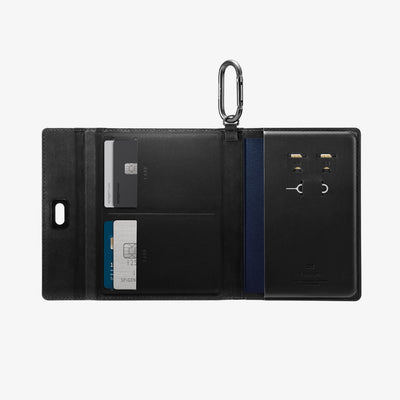 Passport Holder AirTag