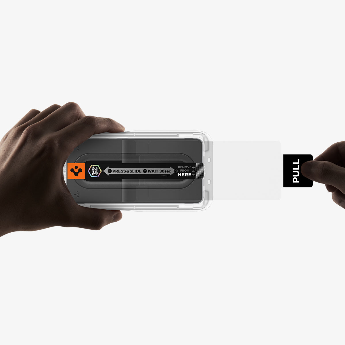 AGL11070 - Galaxy S26 Ultra GLAS.tR EZ Fit Pro | Privacy showing the installation tray with hand