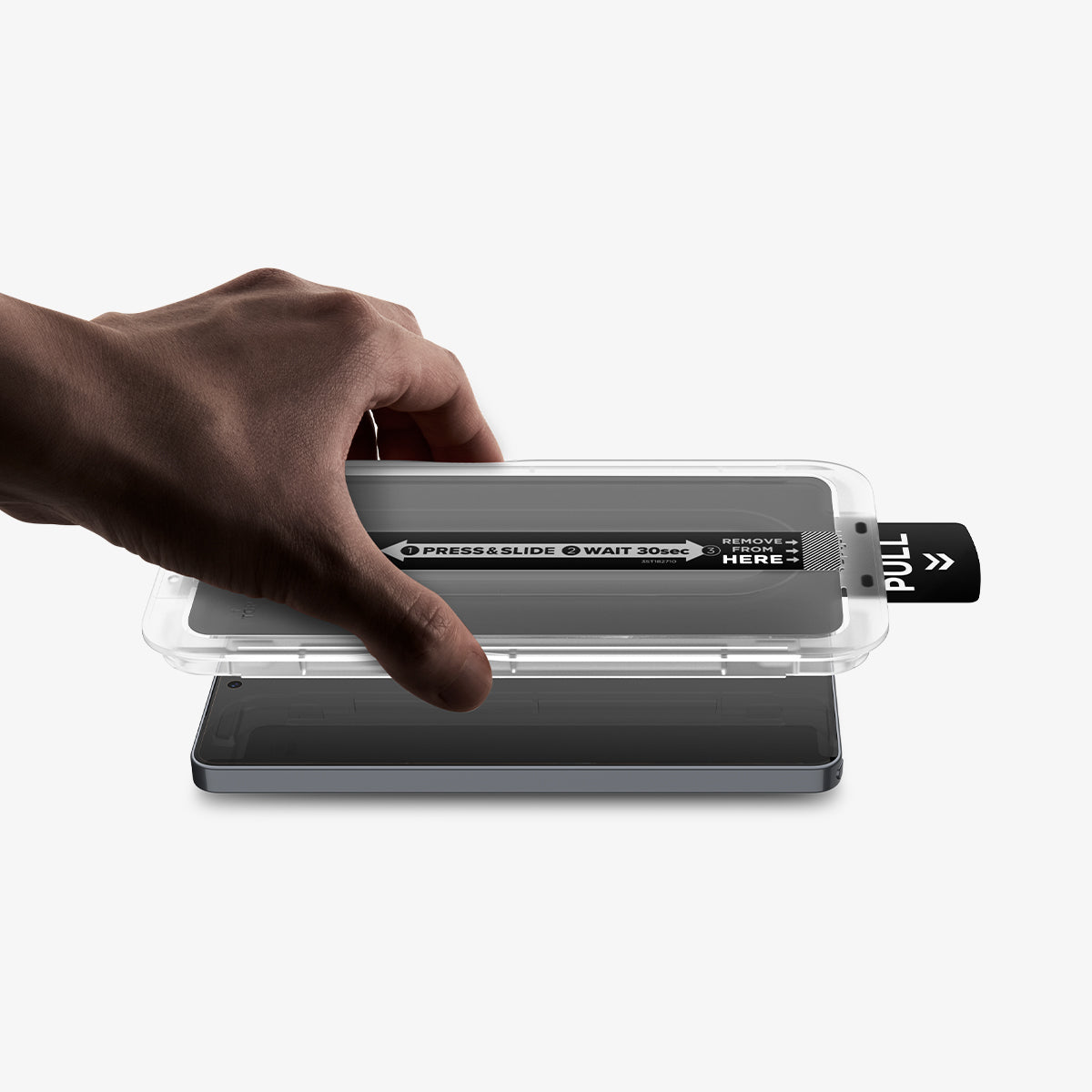 AGL11070 - Galaxy S26 Ultra GLAS.tR EZ Fit Pro | Privacy showing the installation tray with hand