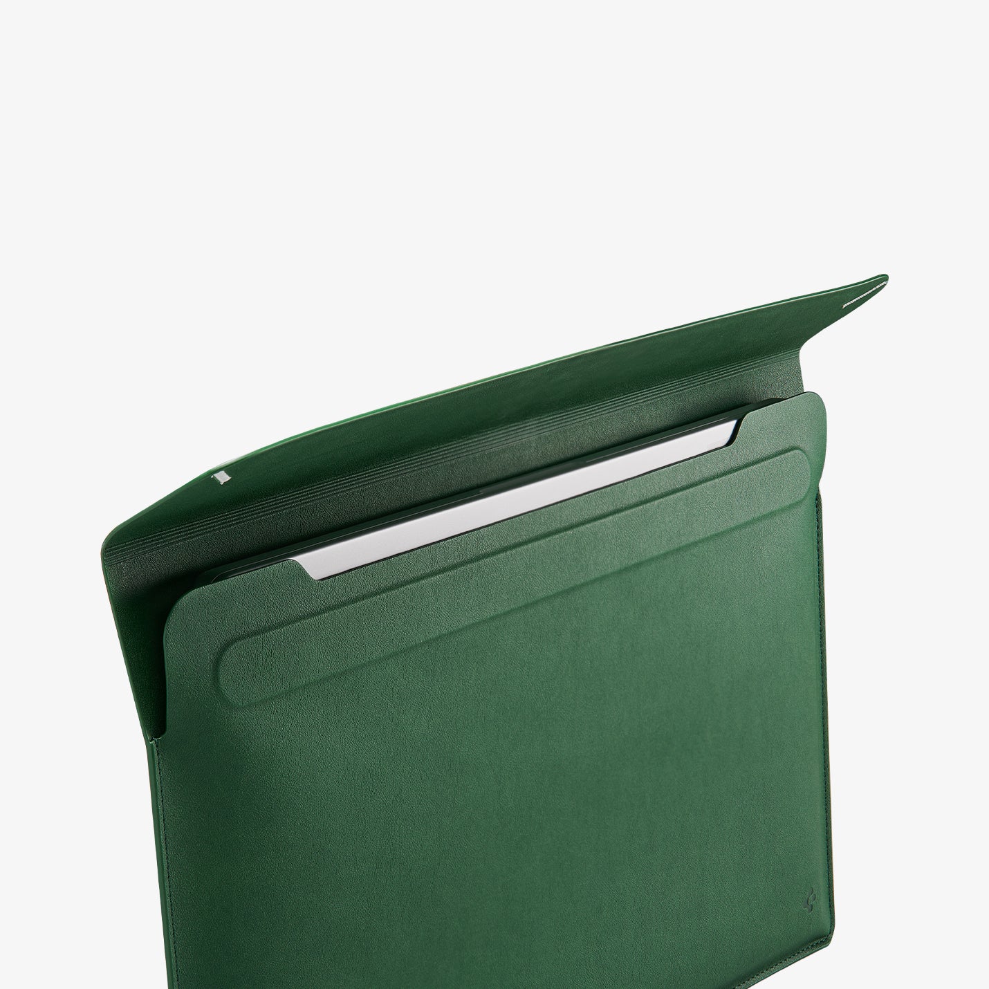 AFA06426 - MacBook Pro 16-inch Valentinus S Laptop Pouch in Jeju Green secure laptop storage inside magnetic flap sleeve
