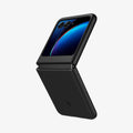 ACS06949 - Motorola Razr+ / 40 Ultra Case Thin Fit in black showing the back and side
