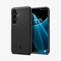 ACS07208 - Galaxy S24 Case Core Armor in Matte Black showing the back, behind, is another device facing front