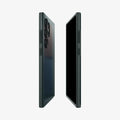 ACS07282 - Galaxy S24 Ultra Case Thin Fit in Abyss Green showing the sides of both devices facing each other, showing partial back and the other, partial front