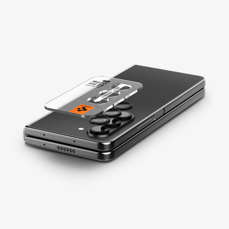 https://www.spigen.com/cdn/shop/files/detail_web_zfold5_optikpro_04_800x.jpg?v=1696007869