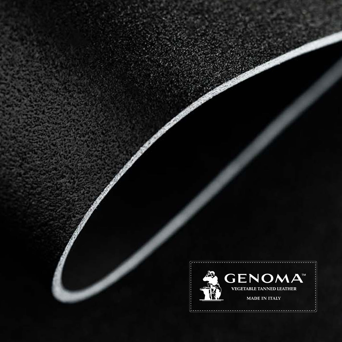 ACS06601 - iPhone 15 Pro Max Case Enzo (MagFit) in black showing the genoma vegetable tanned leather that is made in Italy.