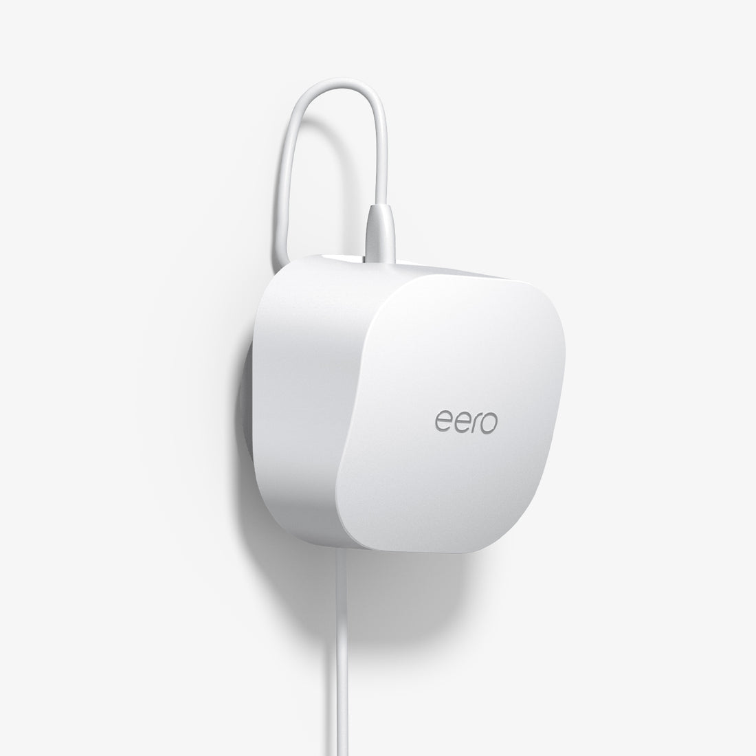 AMP09409 - Eero 6 Mount | ER110 in White showing the partial front and side