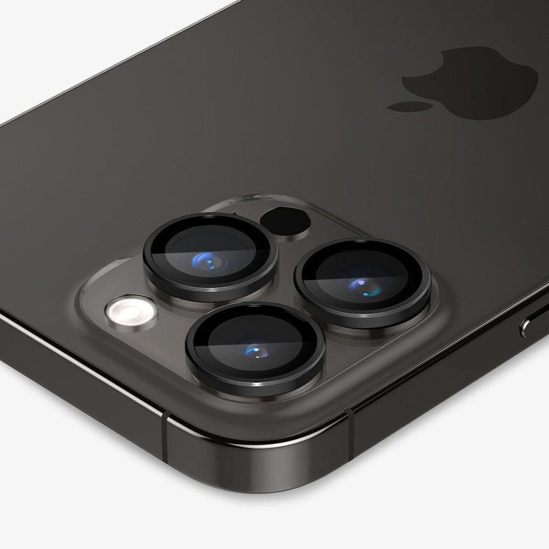 AGL05205 - iPhone 14 Pro / 14 Pro Max Optik Pro Lens Protector in black showing the back, side and top zoomed in on camera lens