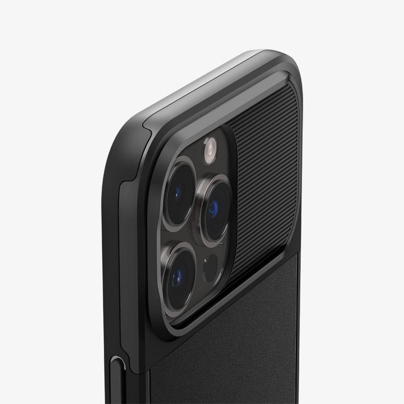 ACS04848 - iPhone 14 Pro Max Case Optik Armor (MagFit) in black showing the back zoomed in on camera lens