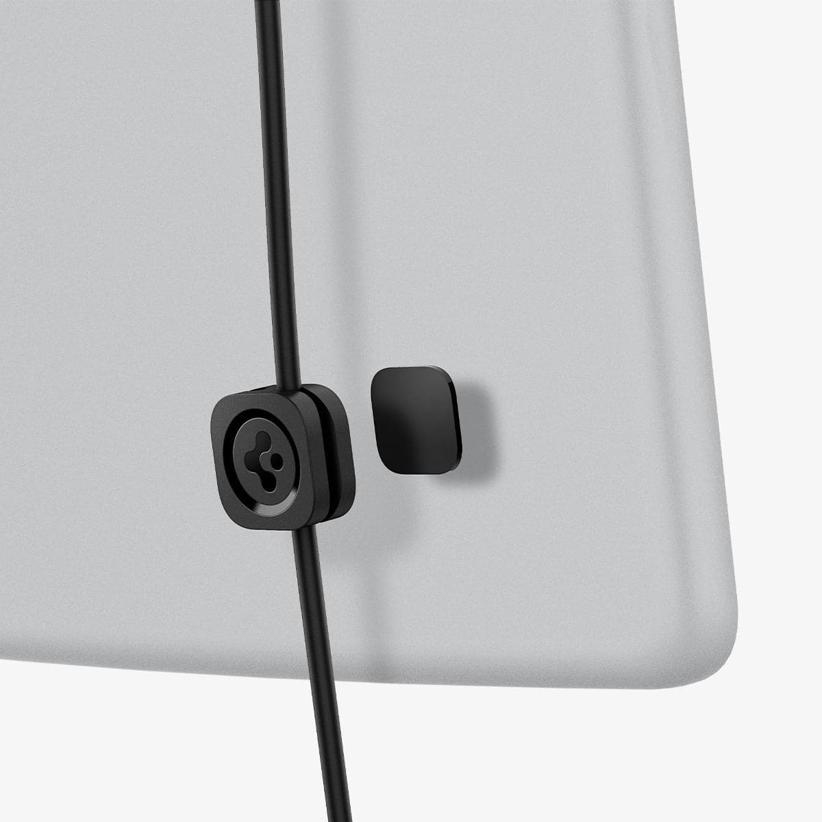 ACP03844 - Tesla OneTap Pro Wireless Screen Car Mount (Mag Fit) showing the back with magnet for cable organization