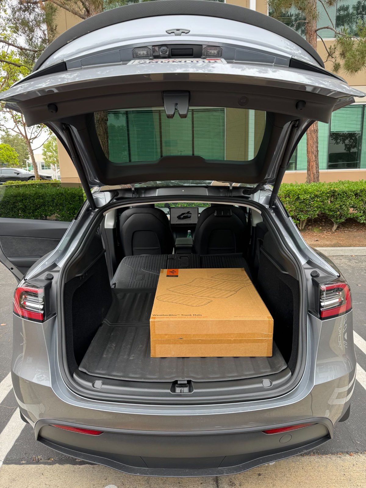 Model 3 Highland Trunk Mat Set in Model Y Trunk
